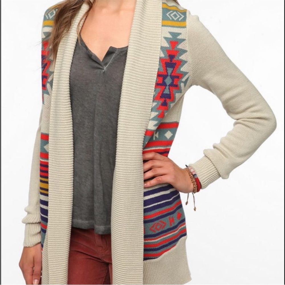 Long Tribal Print Cardigan Ecote (Urban Outfitters)